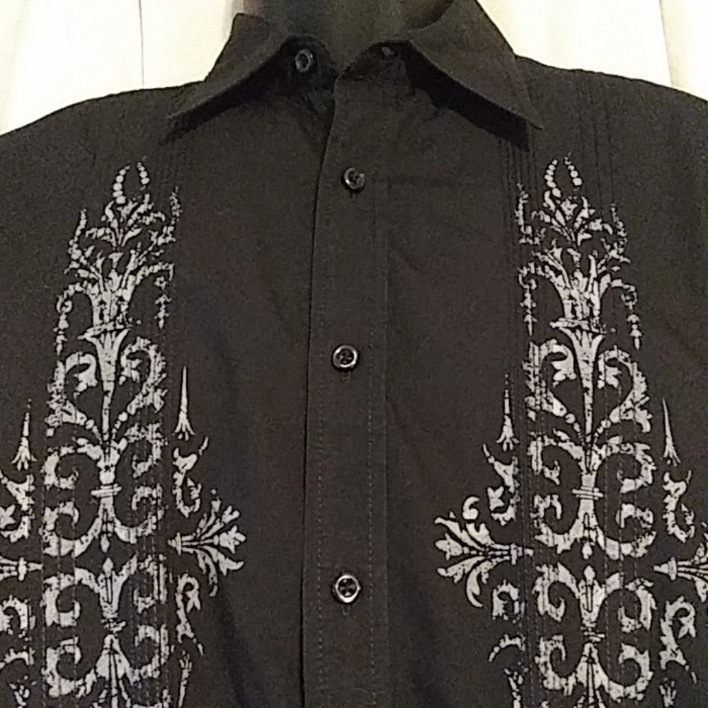 Shirts - Picture 3 of 4
